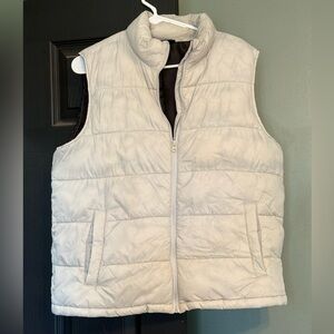 Swiss Tech White Puffer Vest